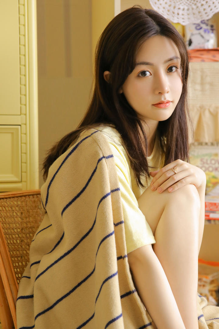 清秀学院范可爱女生头像图片