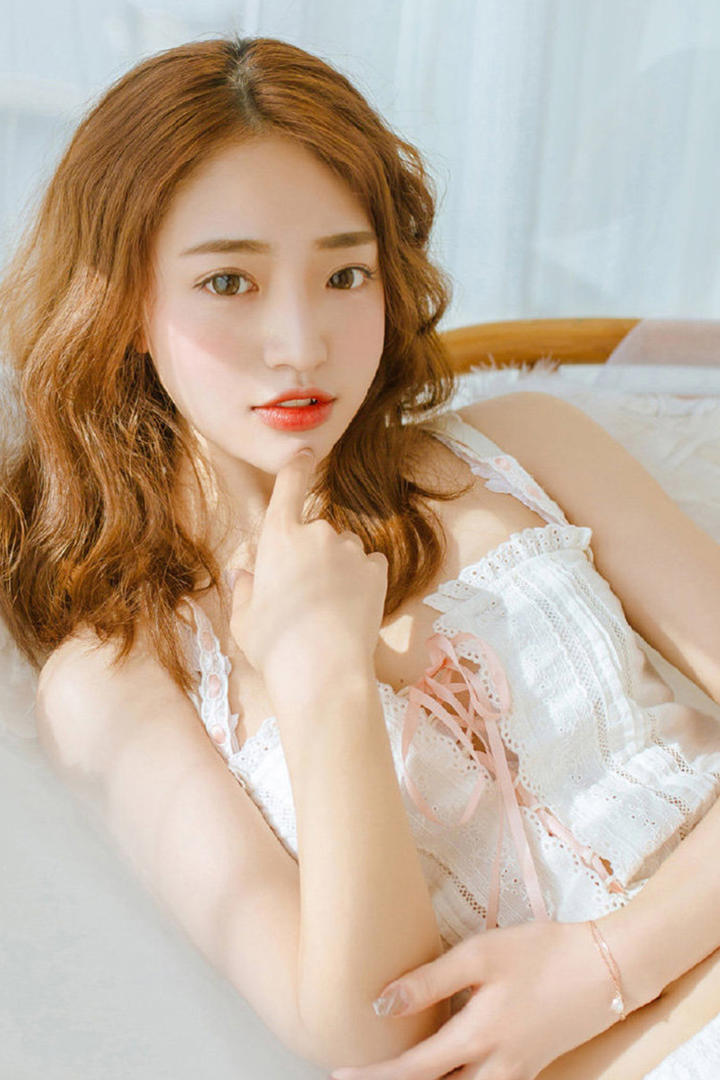 极品清纯小美女图片