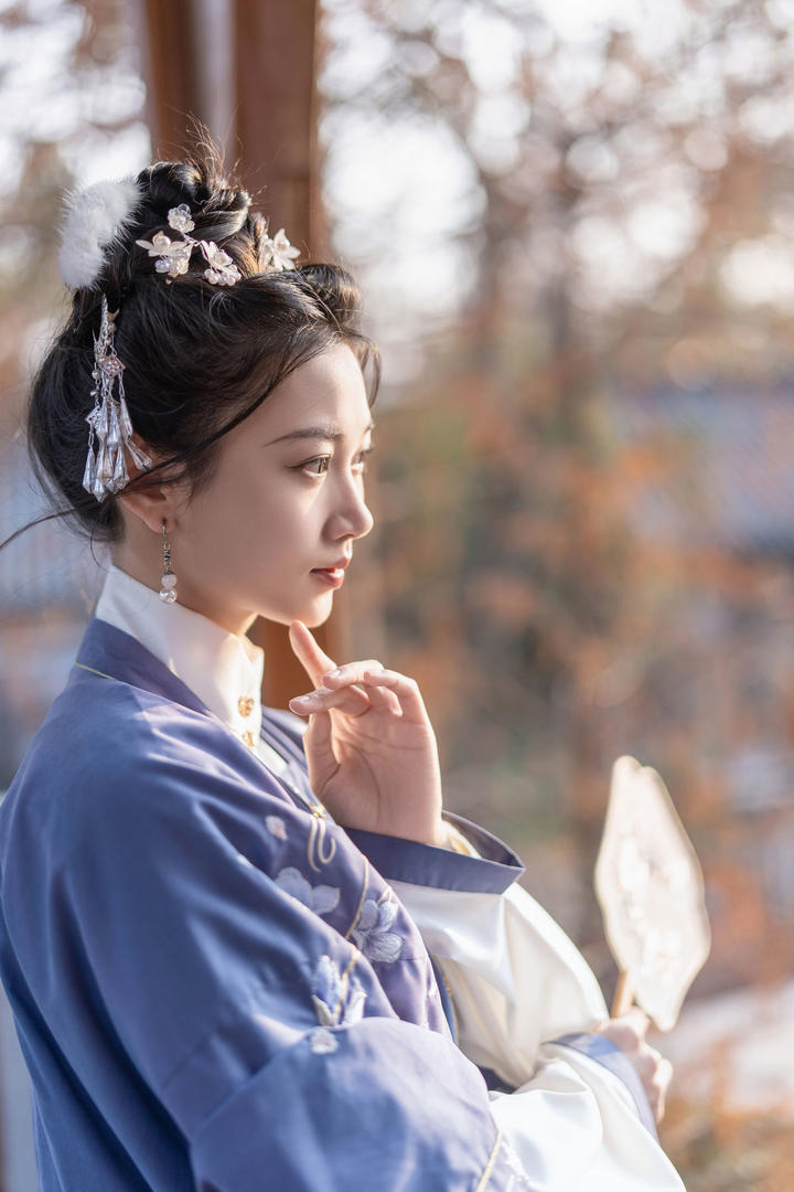 唯美古装汉服美女图片