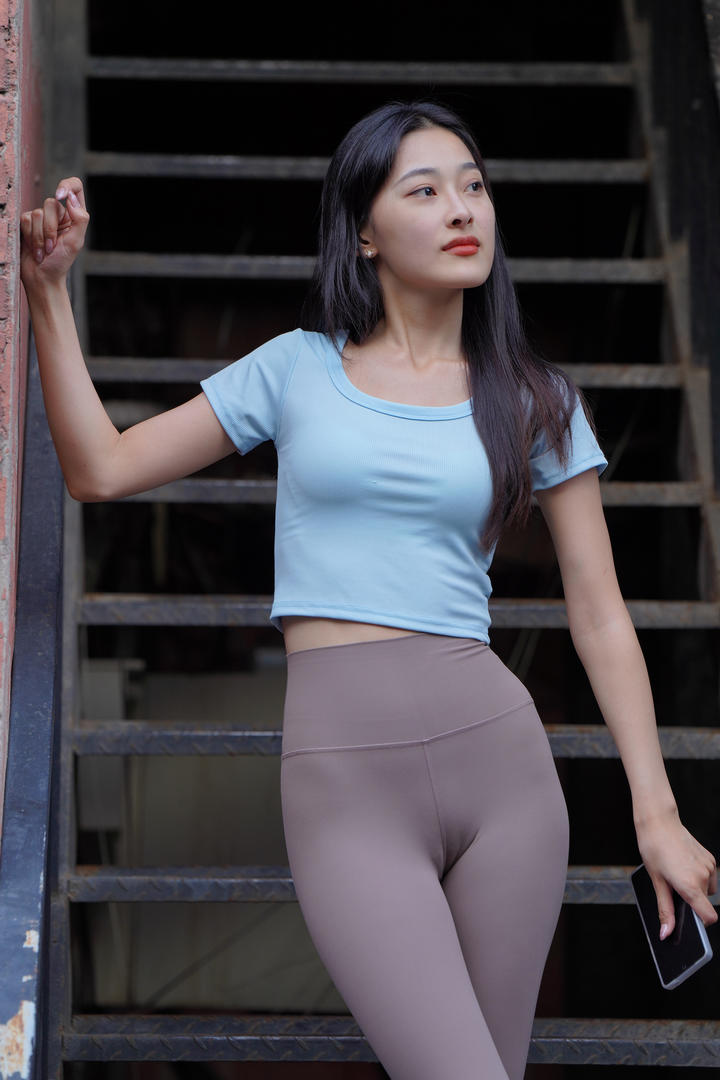 极品瑜伽教练美女久久国产精品素颜系列尤果网下载