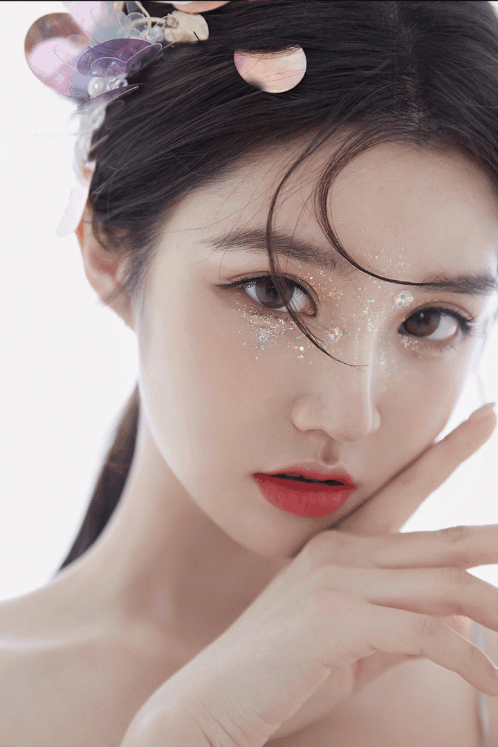 极品颜值漂亮红唇清纯美女头像图片