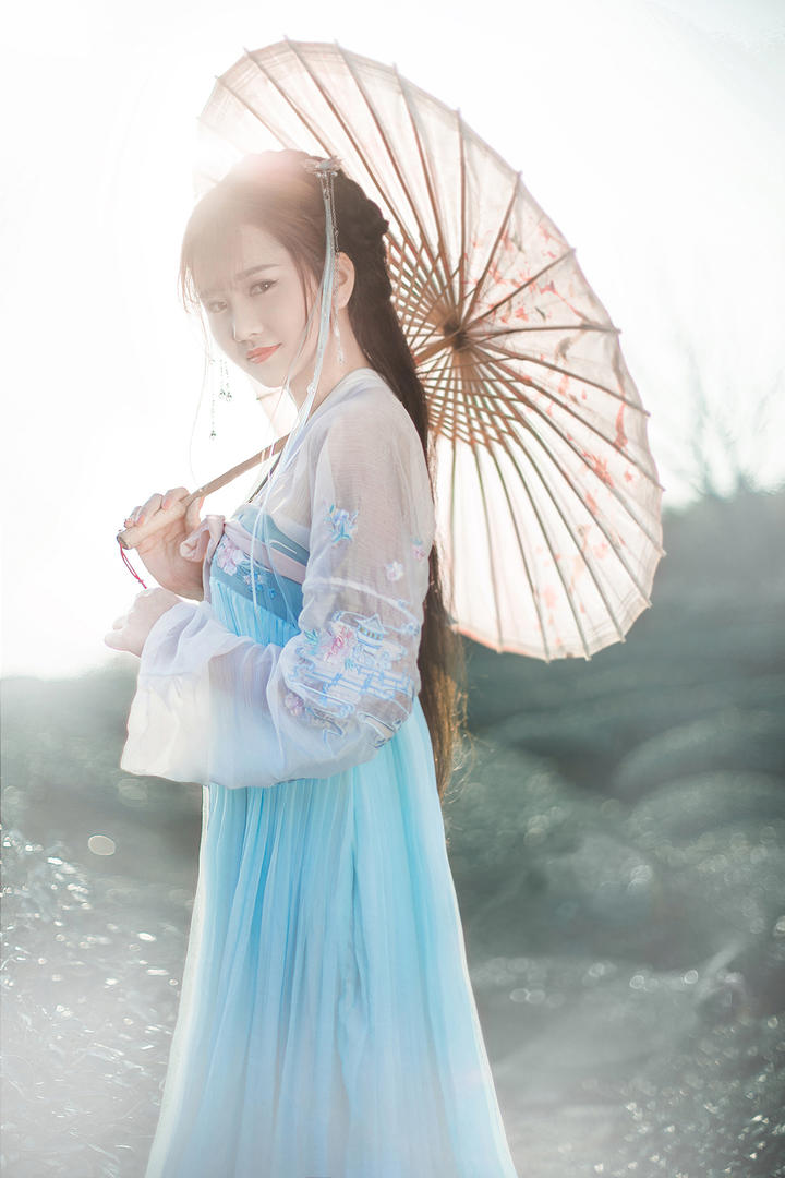 唯美古装美女艺术写真图片