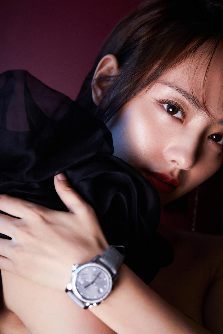 高清中国美女明星张嘉倪图片