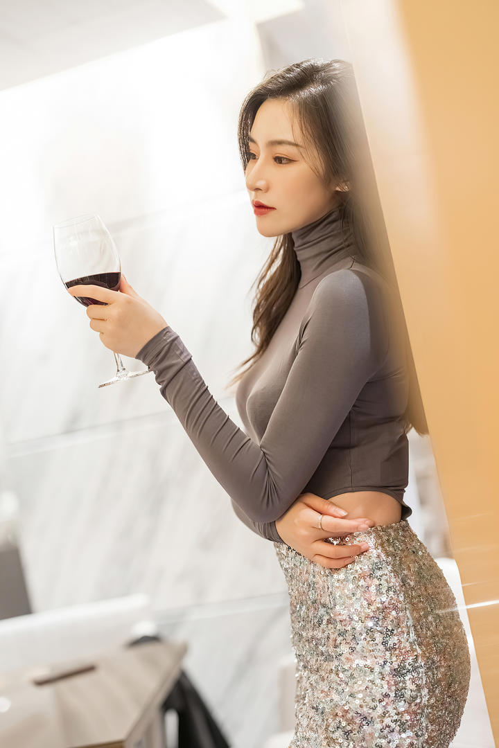国产精品醉酒美女空姐酒店自拍