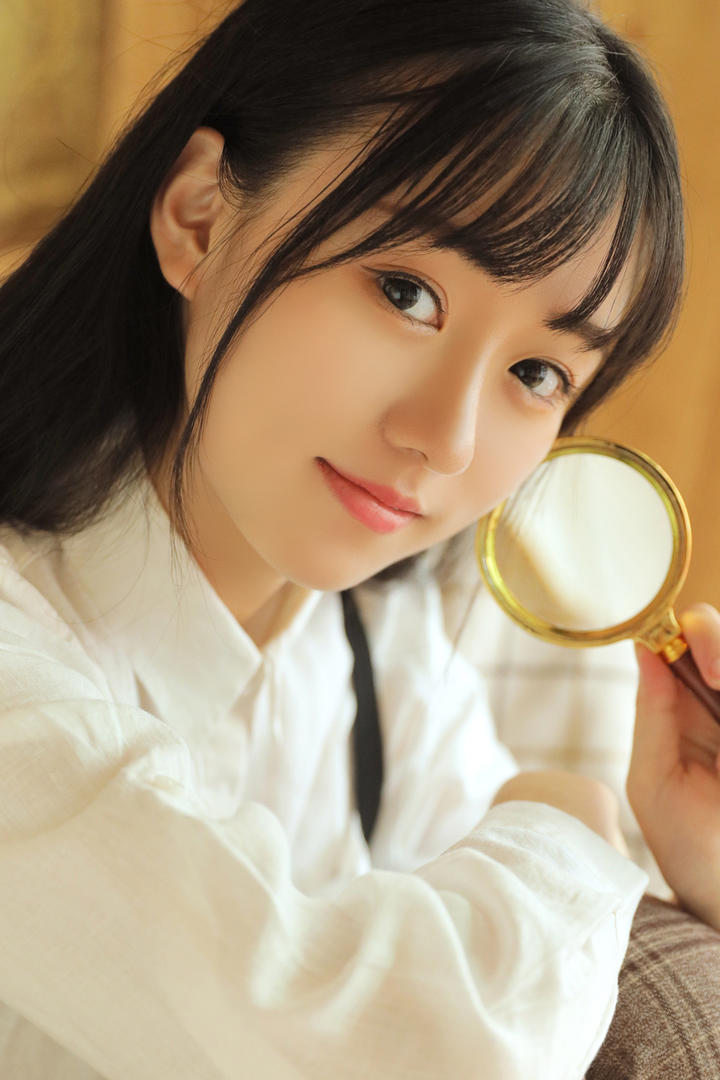 甜美清纯的气质美女特写