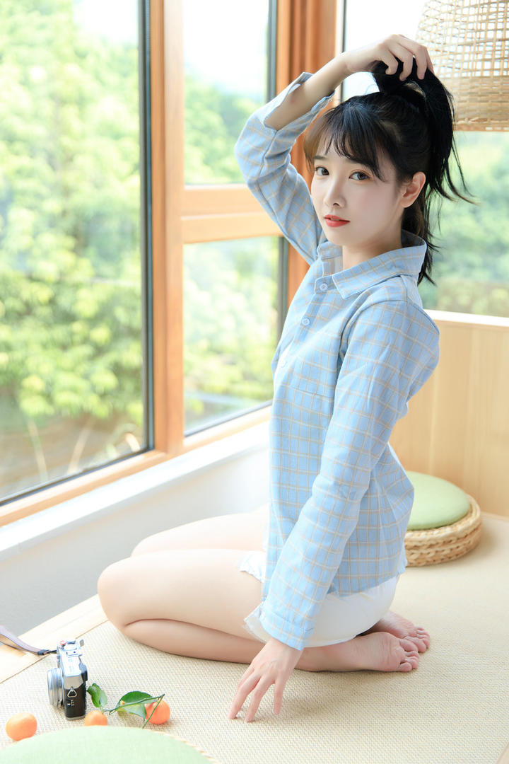 高清网图女孩微信头像清纯女生写真图片
