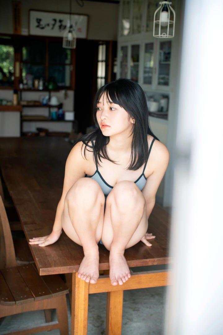 日韩AV性感空姐美女真实自拍无码专区下载
