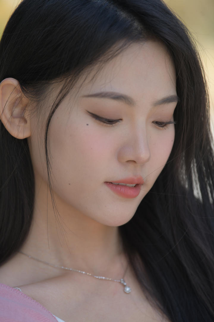 街拍紧身裤美女图片