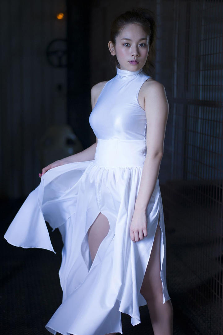 日本长裙美女模特个人艺术写真大全