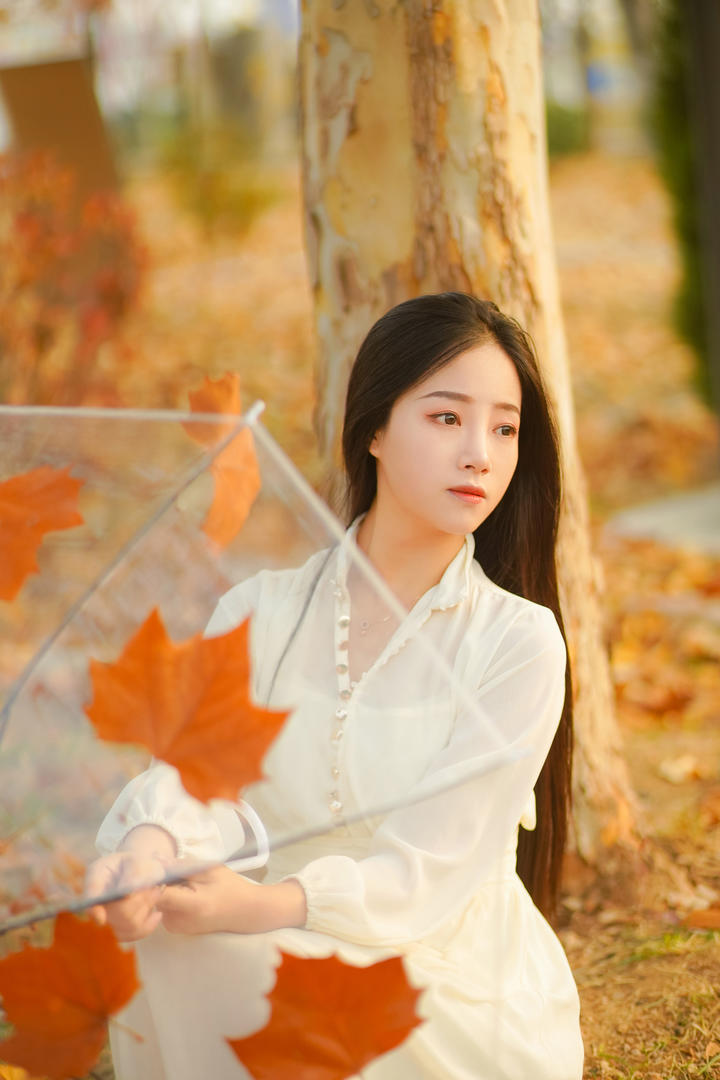 树林中的清纯MM131美女摄影写真大图