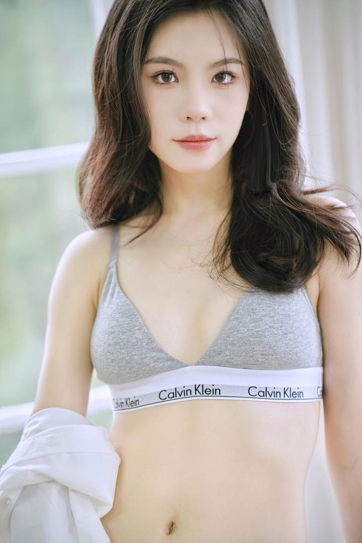 中国美女模特可可西里大但人文艺术图片