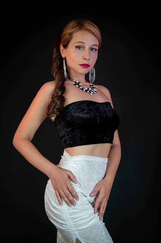 欧美性感美女诱惑艺体艺术写真图片