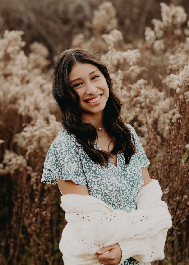 秋季欧美户外美女写真图片