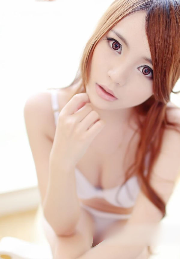 风情萝莉娇嫩女