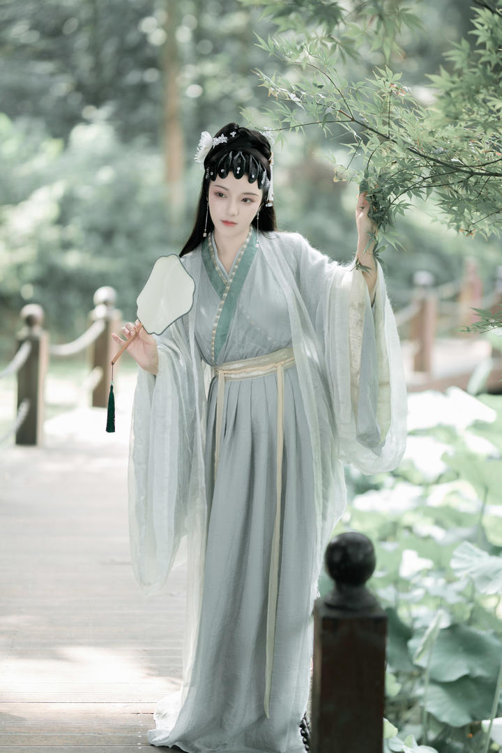 美若天仙的古装汉服美女高清壁纸写真图片
