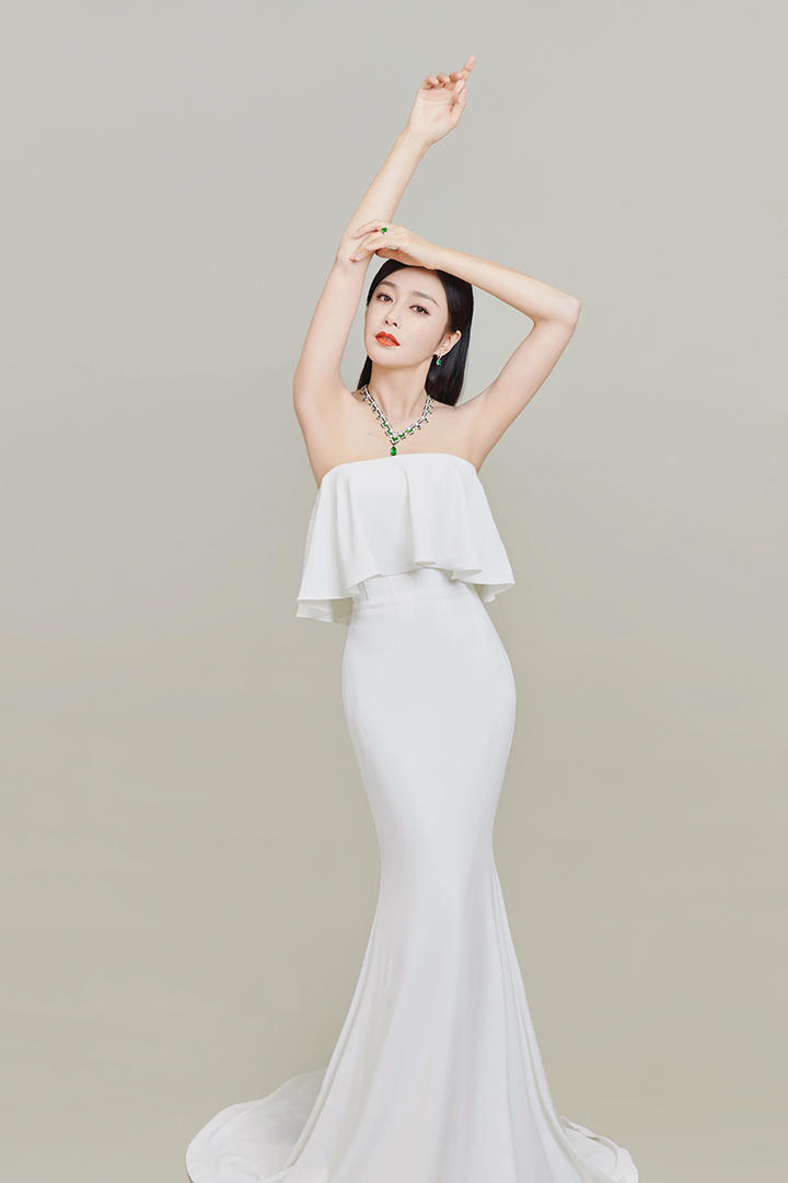 时尚中国美女明星秦岚写真