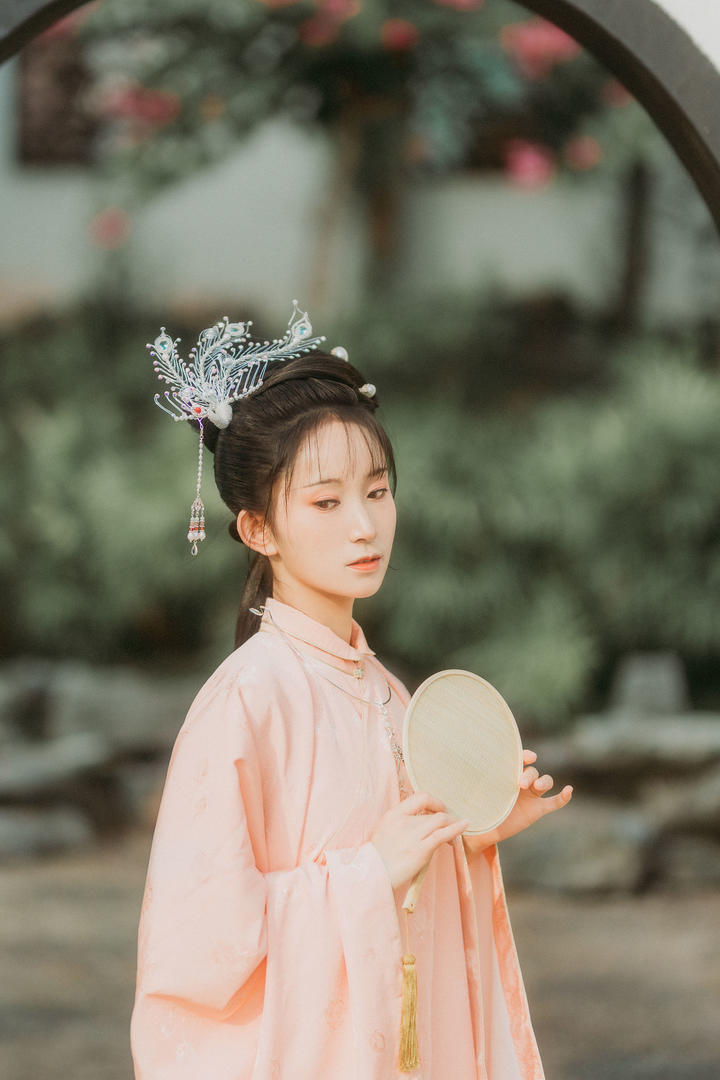 温柔气质古风美女头像写真图片大全