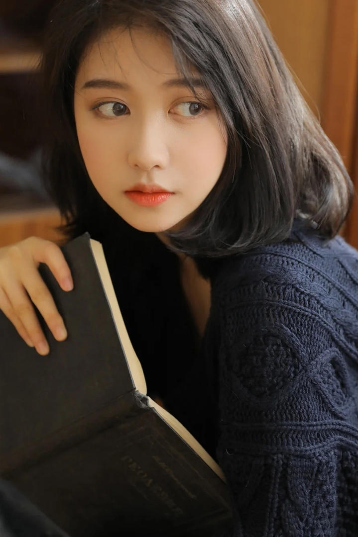 超清唯美文艺女生写真图片
