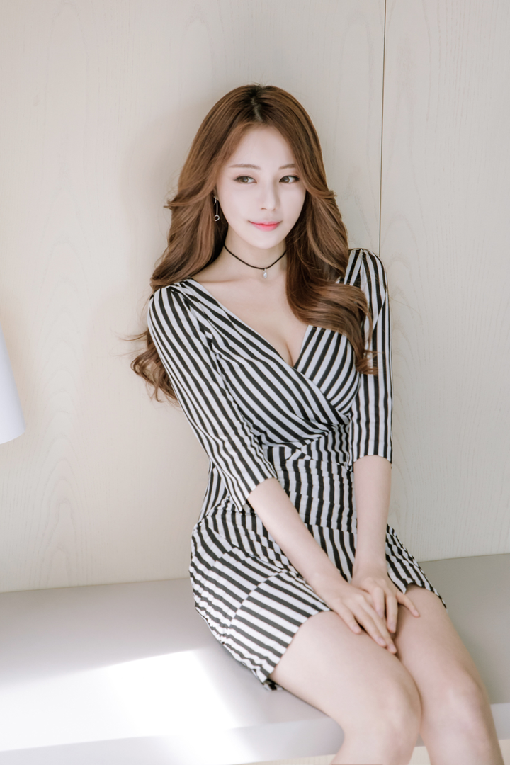 超清漂亮的韩国气质美女写真图片