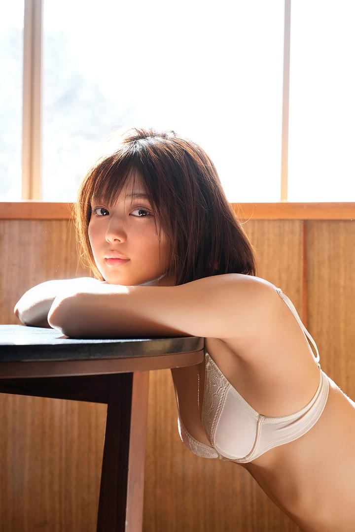 甜美美女护士性感图片