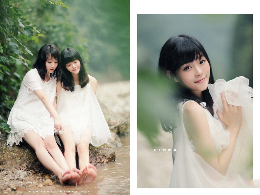 清纯妹子俩溪边嬉水