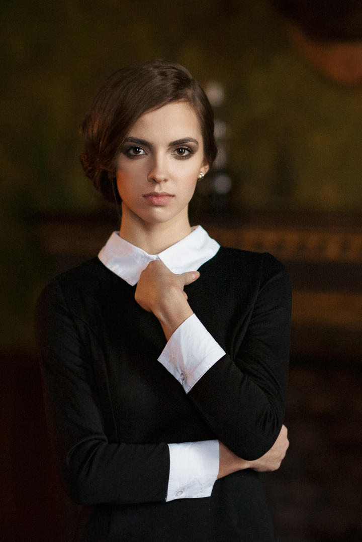 高清欧美气质女生写真