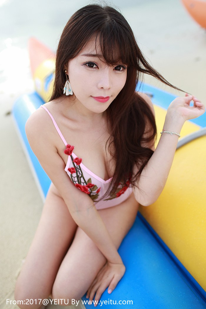 花の颜美女模特芝芝Booty翘臀巨乳清新养眼