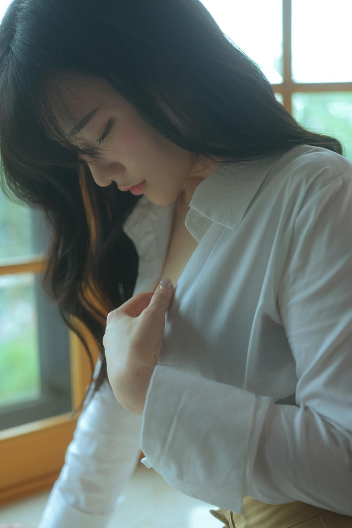 韩国美女大尺度写真