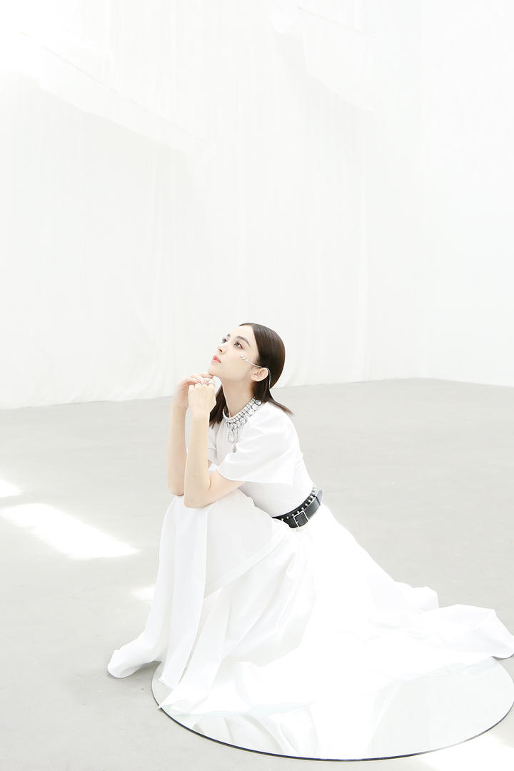 高清美女古力娜扎艺术写真图片
