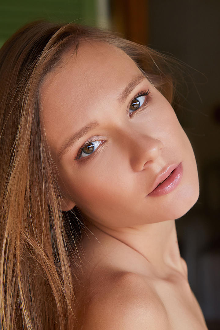 欧美美女性感嘴唇写真图片