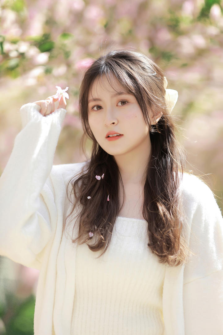 养眼清纯美女照片壁纸专区