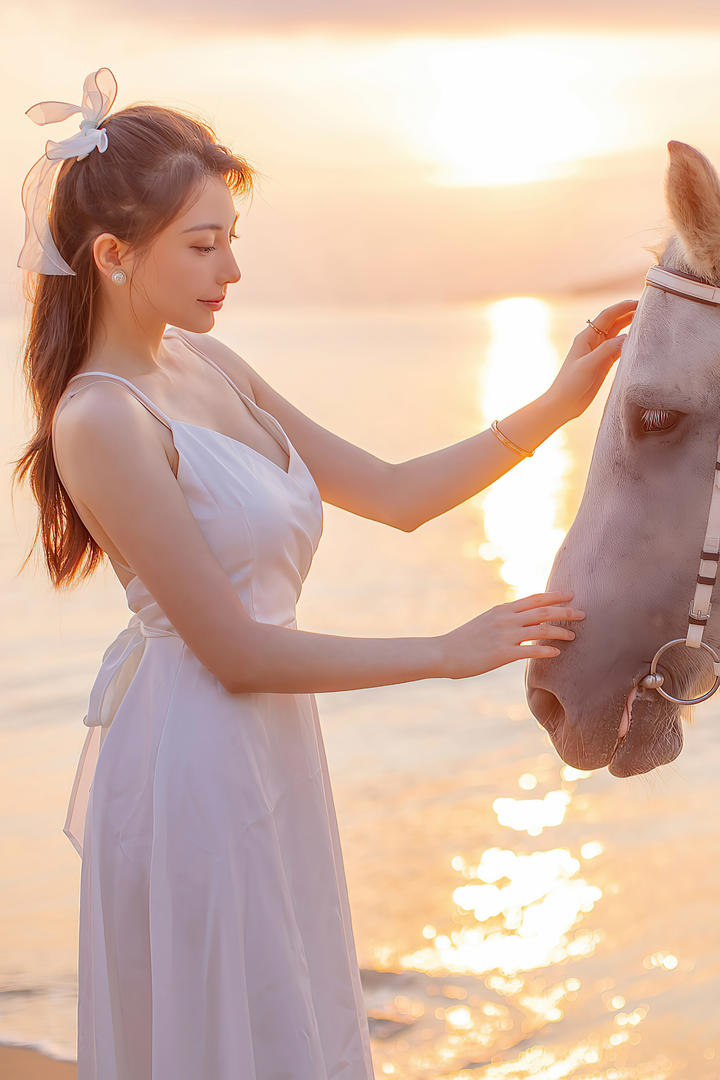 唯美夕阳下的白裙小公主写真图片