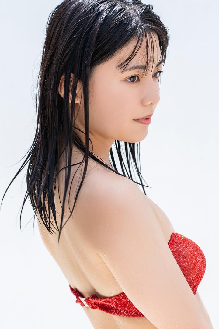 日本高清比基尼美女138人但人文艺术写真专区