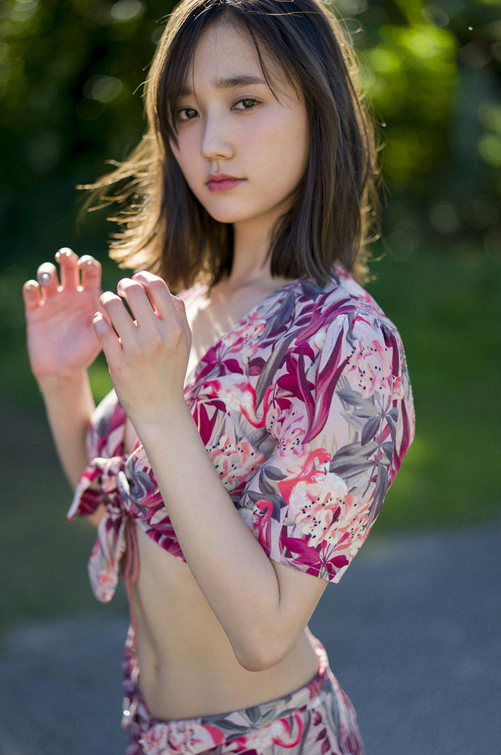 亚洲精品清纯女生日本模特图片