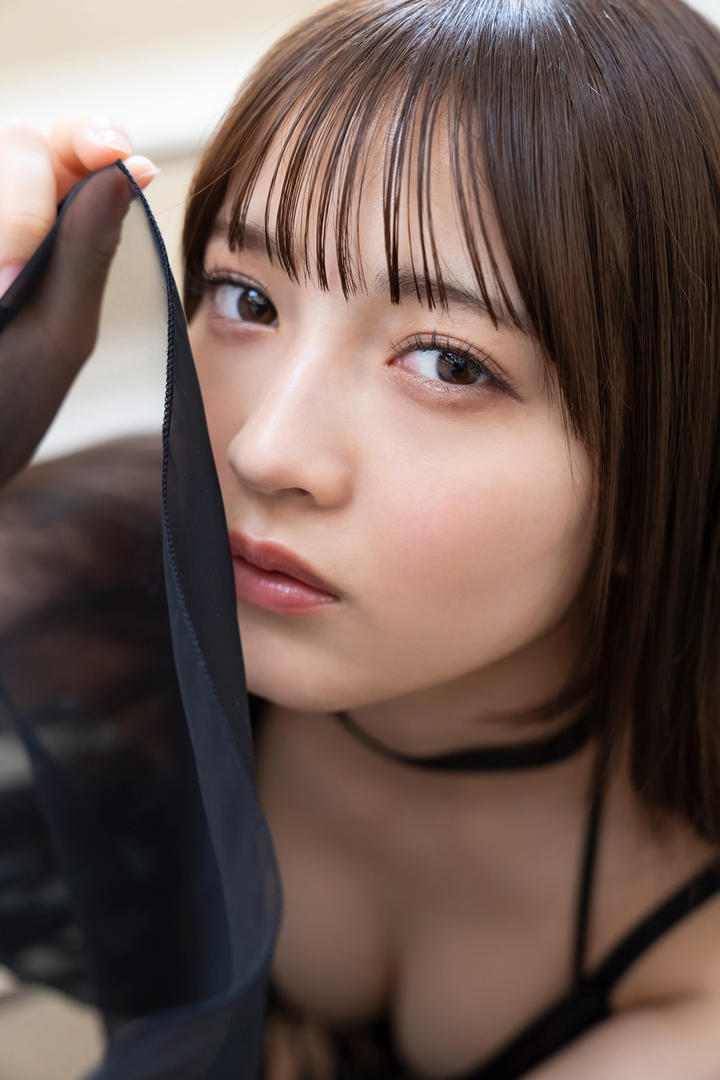 日韩极品人体美女近距离艺术写真照片