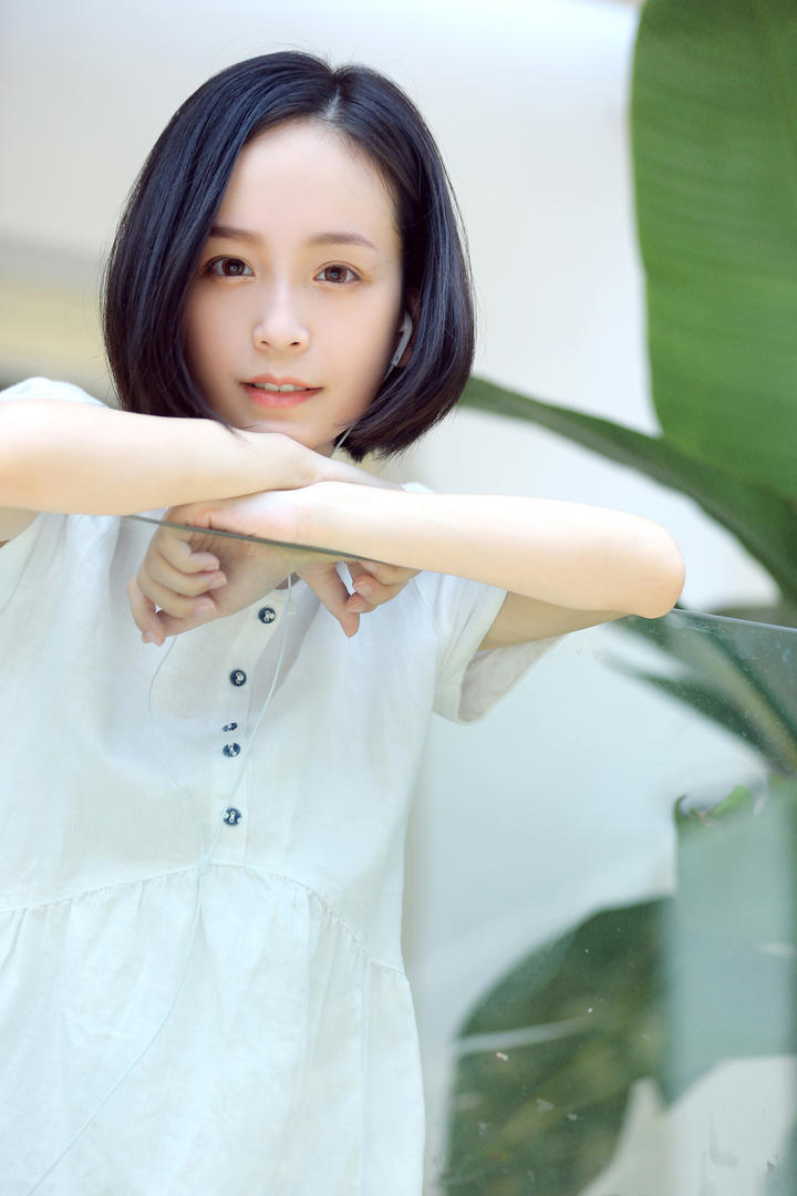 国内清秀短发女生头像真人写真图片大全