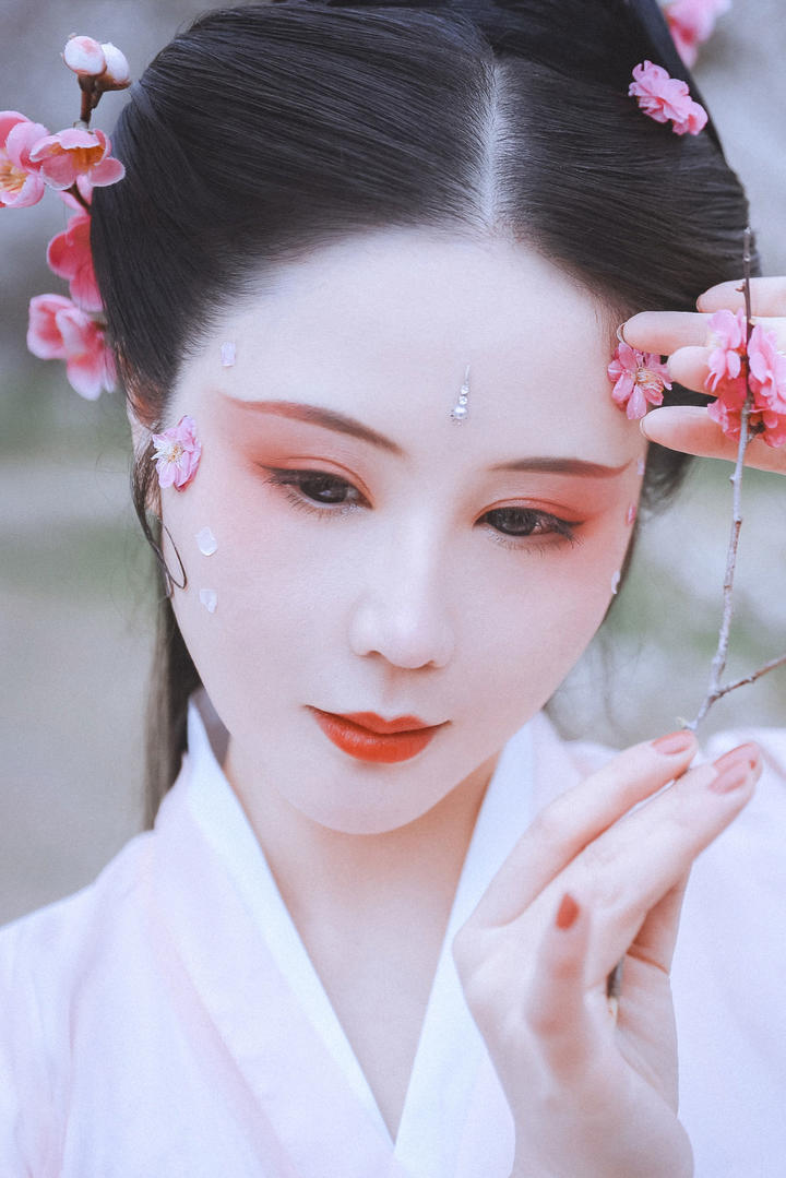 高清古装美女特写图片