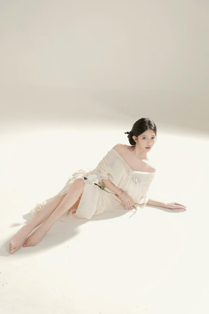 漂亮美女古风艺术照