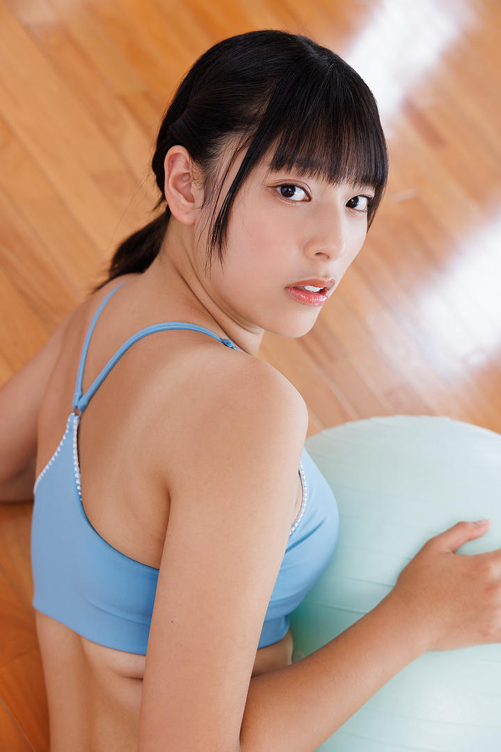 做瑜伽的日本宅男女神494949大但人文艺术图片