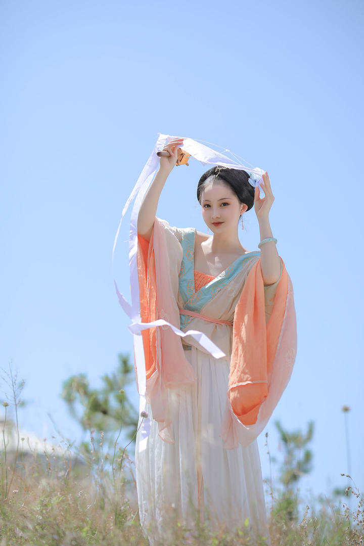 清纯古风女生写真图片