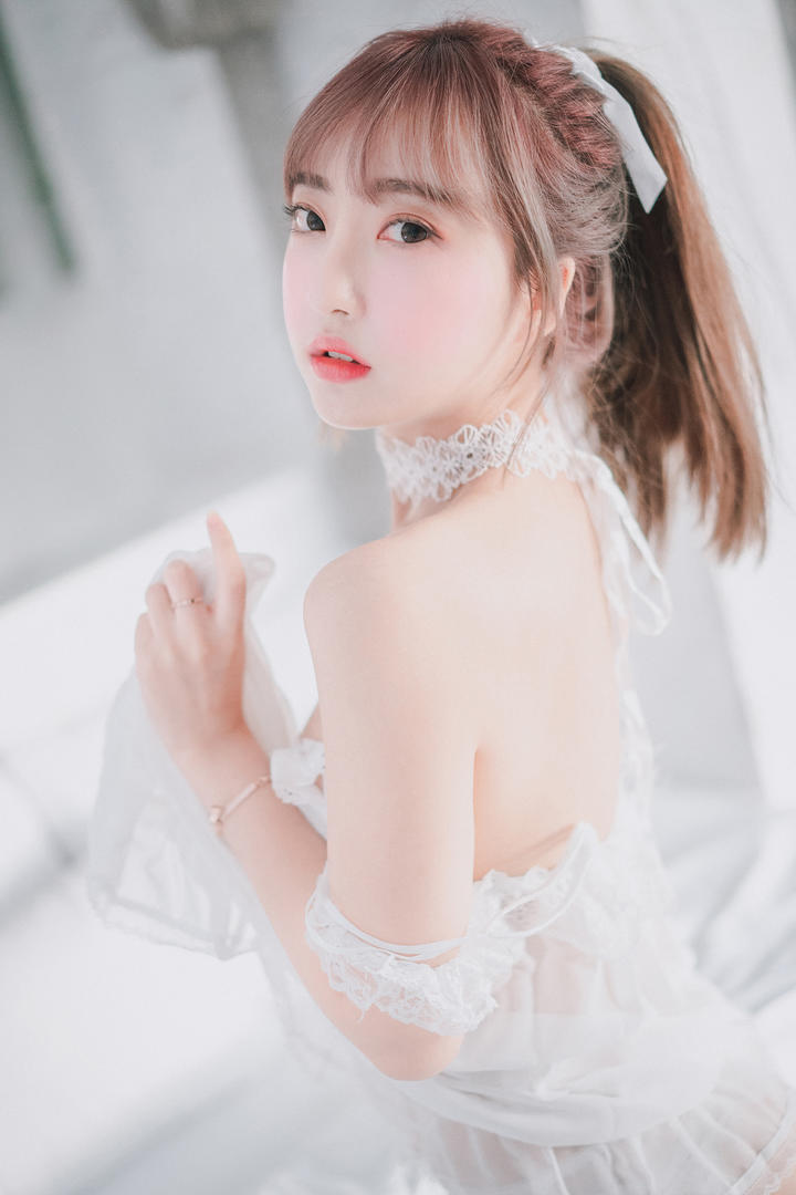 韩国香肩美少女精品套图