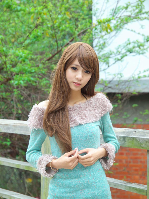 迷人女神妍安溫可爱清纯写真