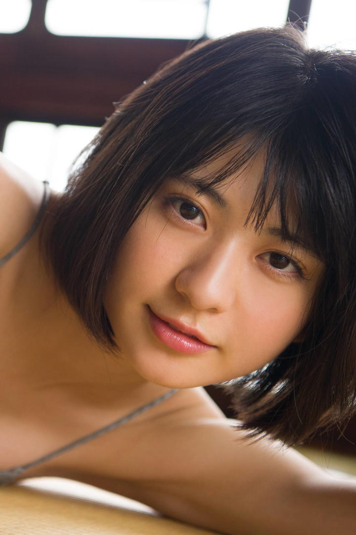 绝色日本美女青木铃近距离特写