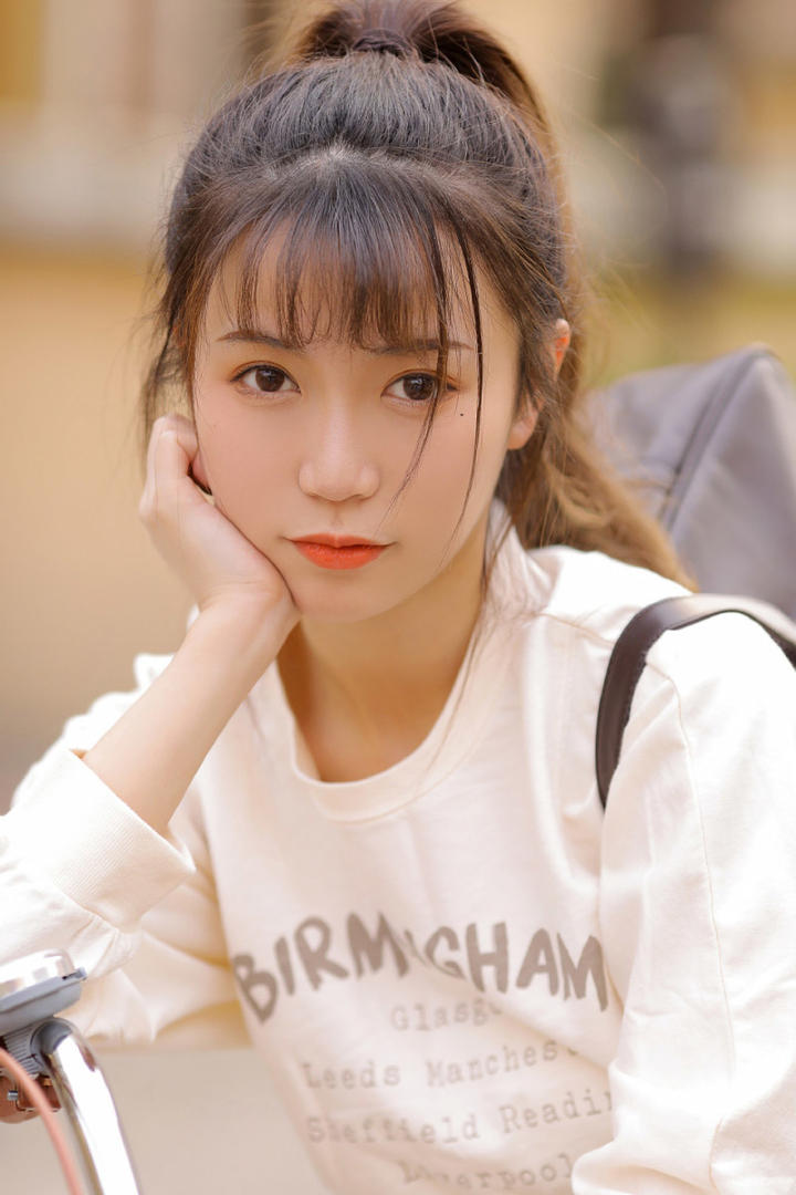 清纯可爱甜美女生头像写真图片