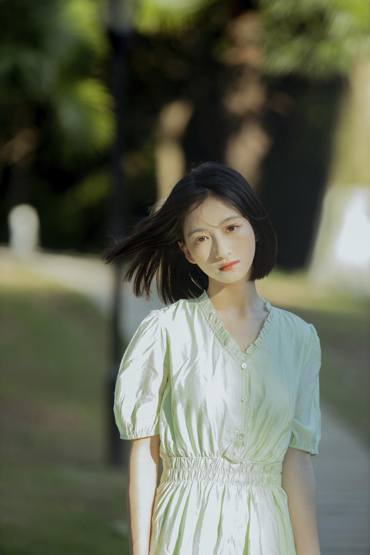 清纯养眼女孩唯美写真摄影图片