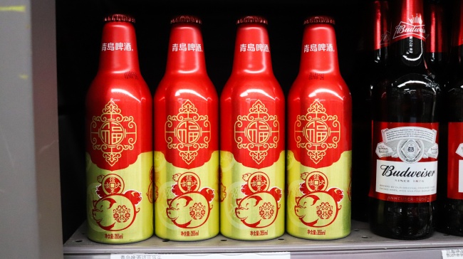 青山岛啤酒图片