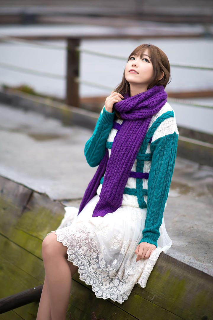 韩国户外清纯美女明星李恩慧图片