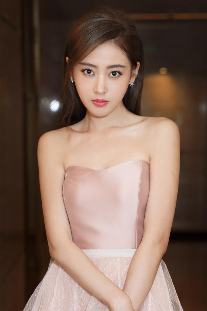 国产女星张天爱唯美写真图片