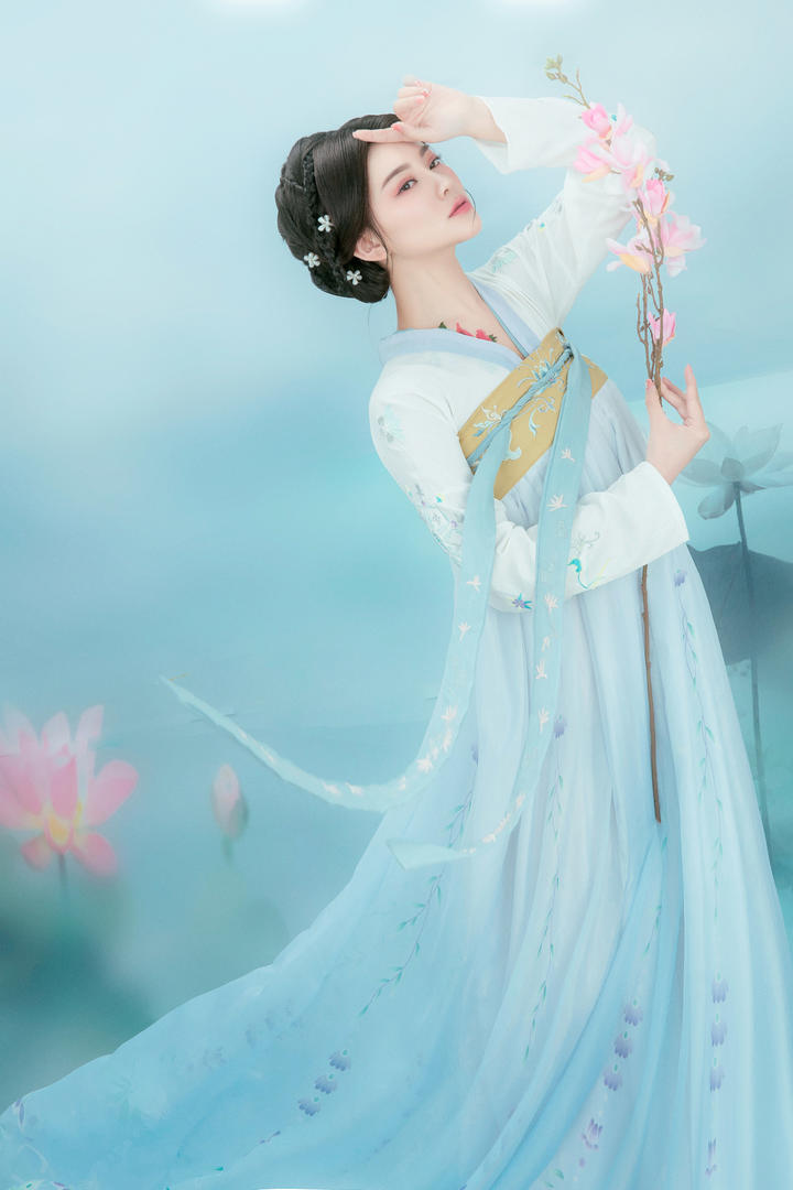 中国高清古装汉服美女唯美艺术写真图片