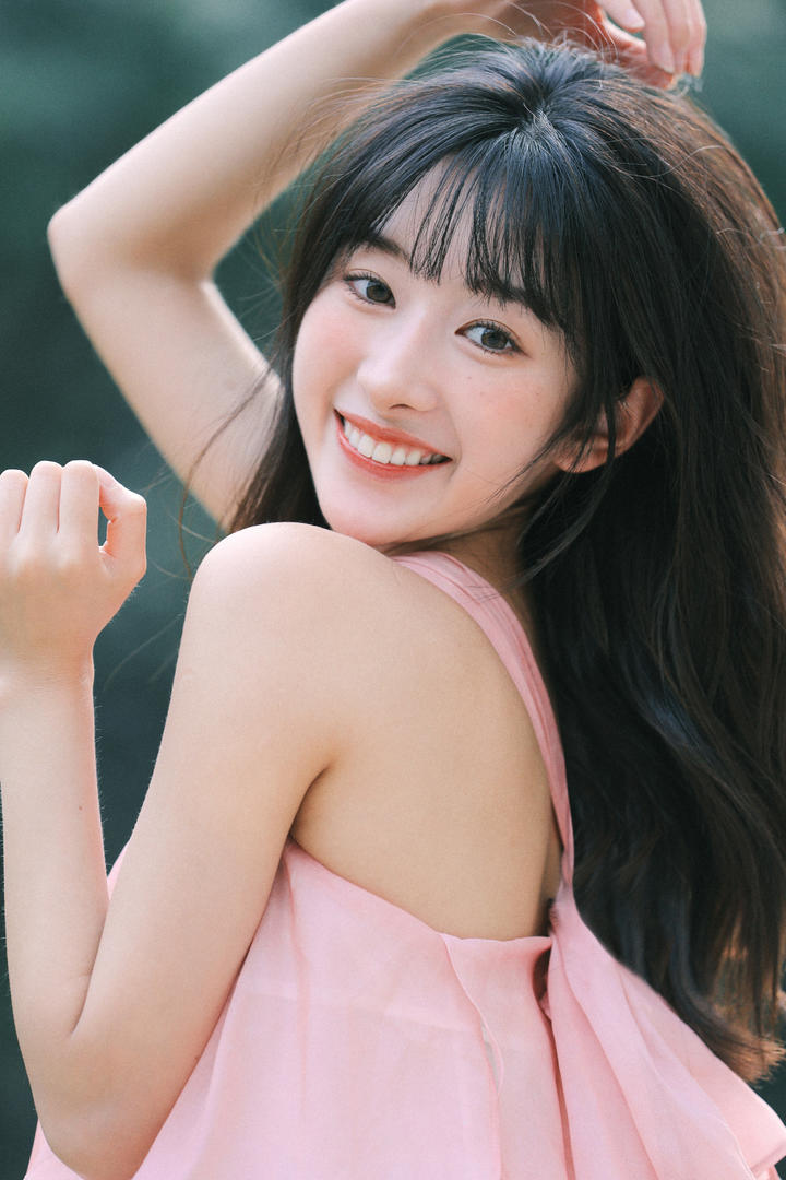 青春阳光的甜美少女高清图片大全